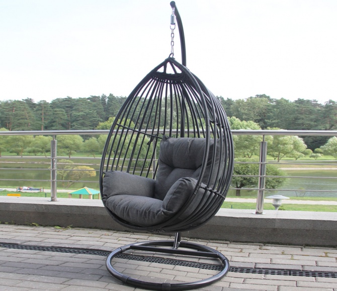 Hanging chair "cocoon" Samui made of rattan Outdoor