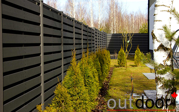 Hedge with the use of WPC boards of the Outdoor brand. Фото 1