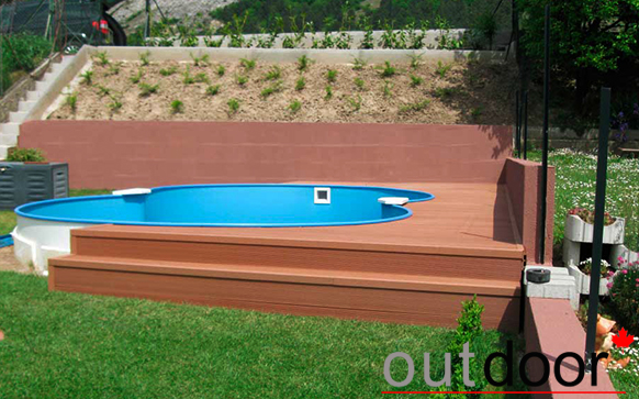 Outdoor swimming pool of a residential building. Фото 1